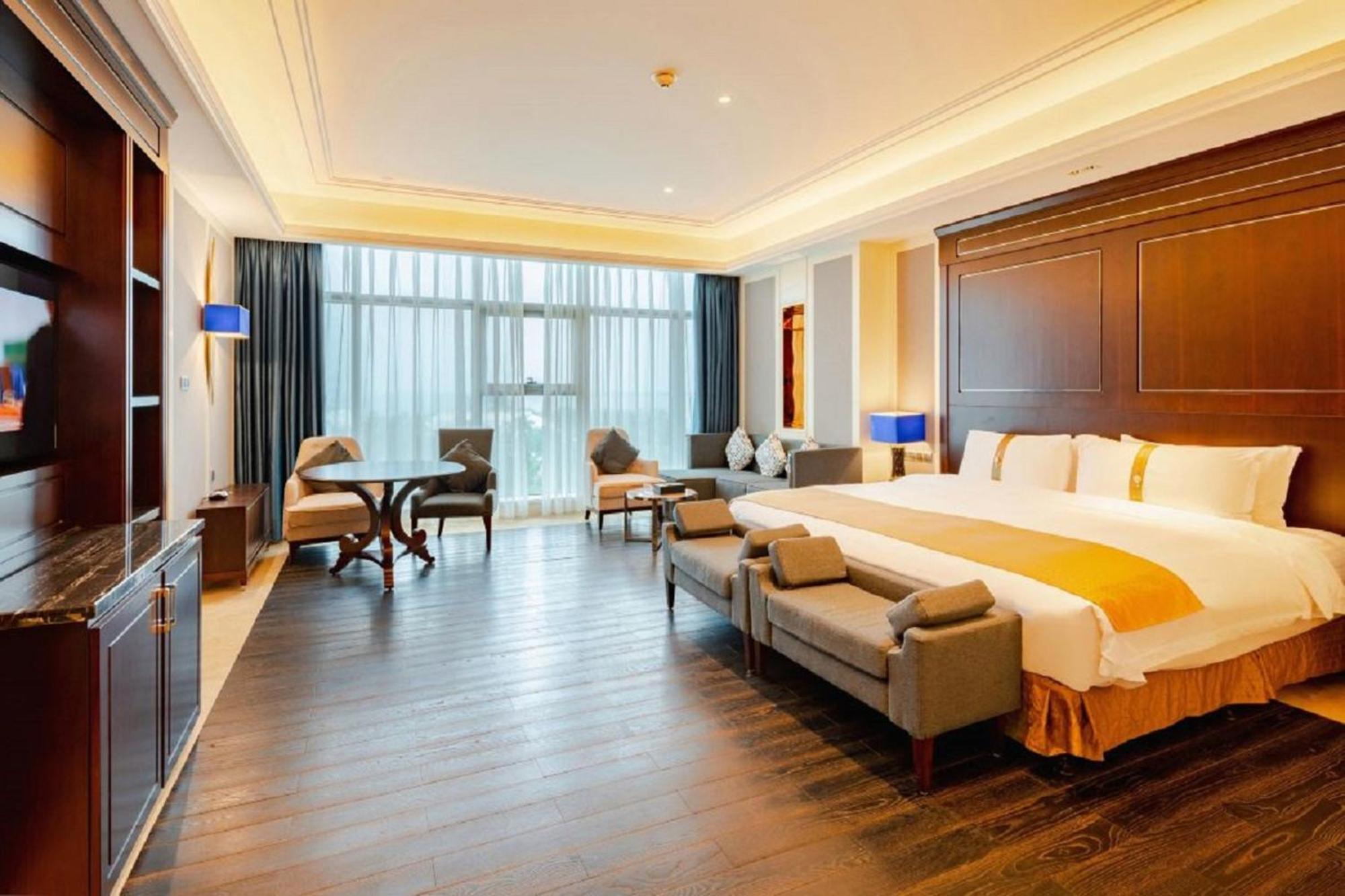 Holiday Inn Haikou West Coast By Ihg מראה חיצוני תמונה